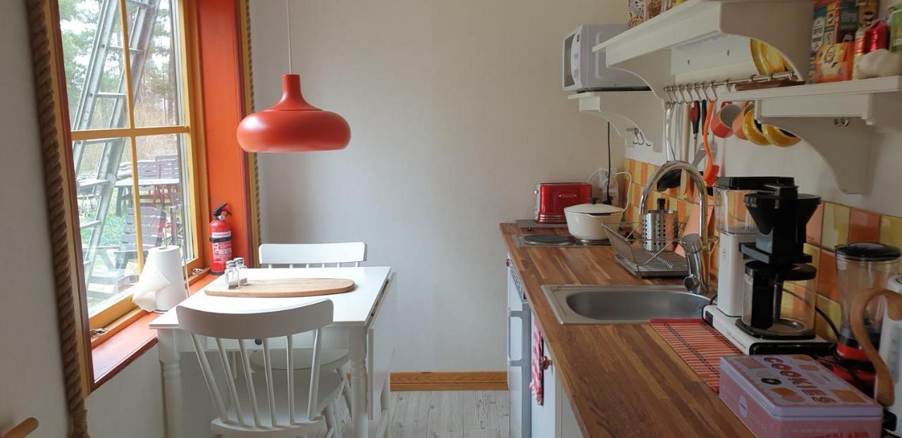Woodstock B & B Studios Bålsta Eksteriør billede
